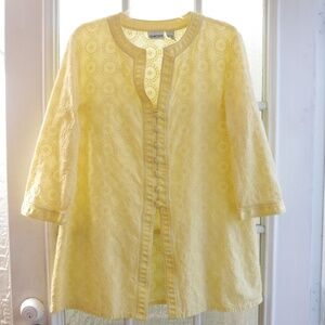 Chico's Yellow Color Embroidery Circle Pattern Floral 3/4 Sleeve Blouse